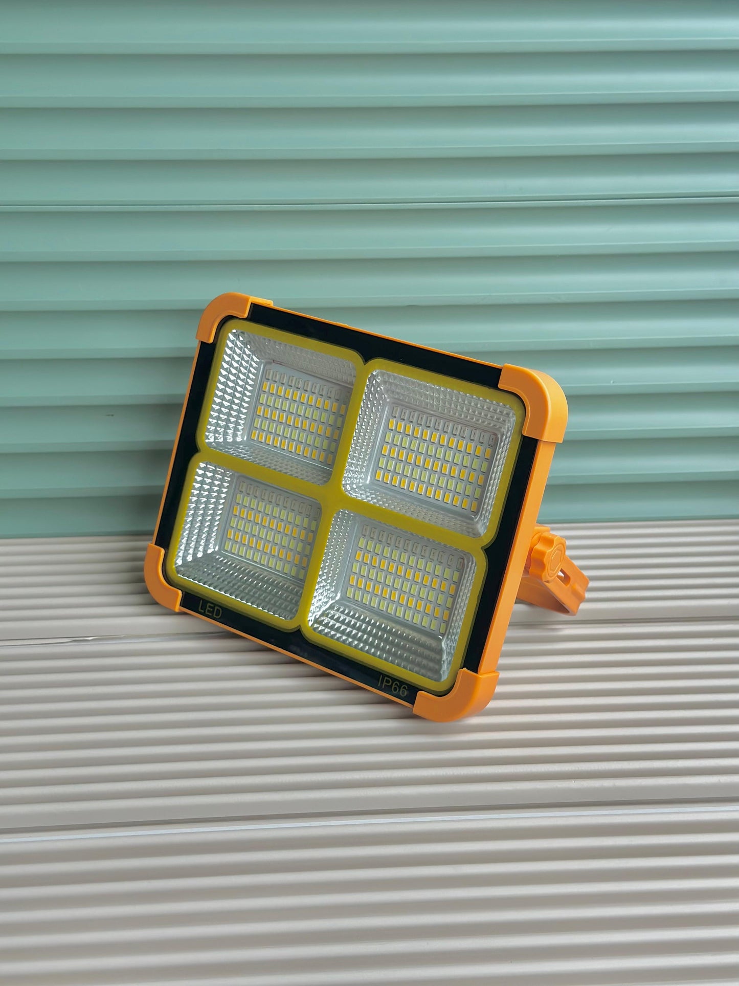 SOLAR LIGHT
