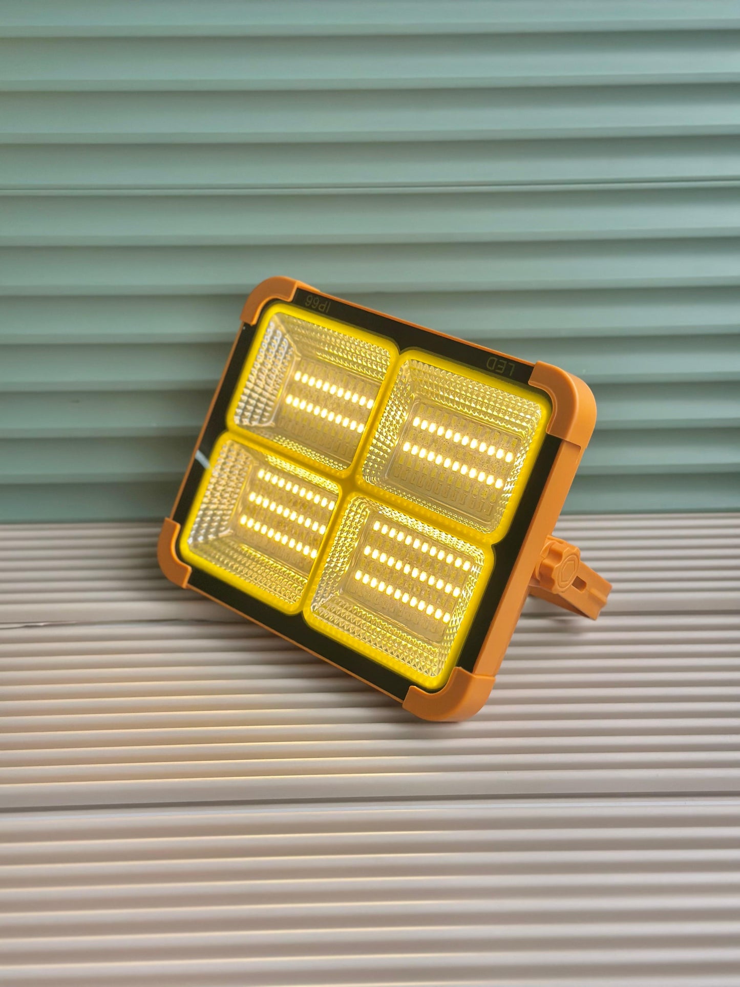 SOLAR LIGHT