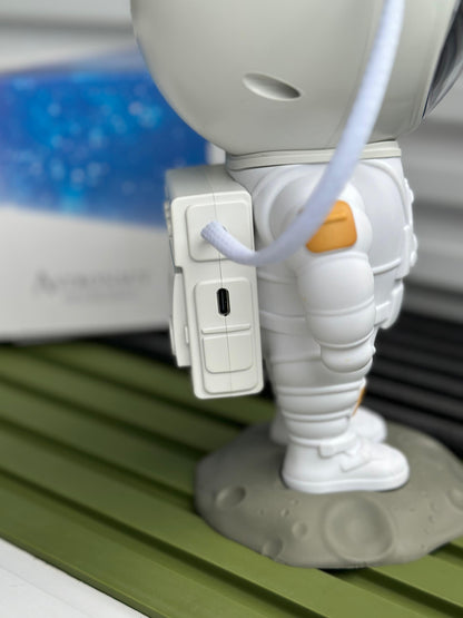 ASTRONAUT GALAXY LIGHT PROJECTOR