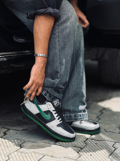 SB DUNK LOW PRO X